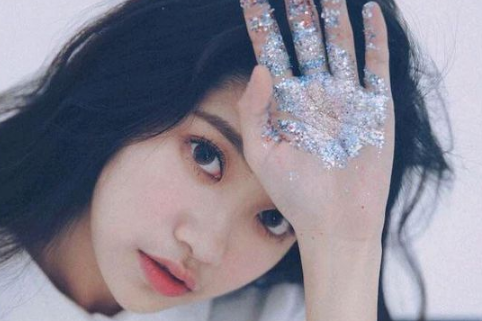 心爱的电话手表作文