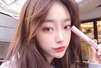 我们班的故事大王的作文900字