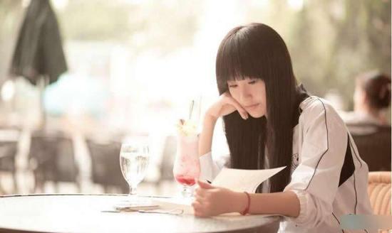 我的奇思妙想多功能书包作文400字