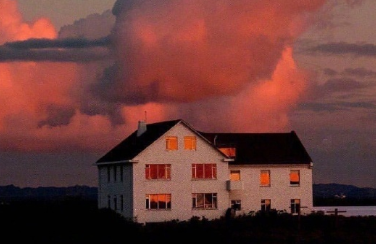 我们的童年-初三说明文作文