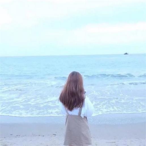 校园伤感个性签名男生心碎
