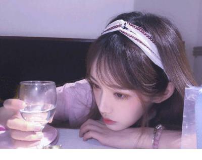 qq个性签名:失恋女生_仙识我